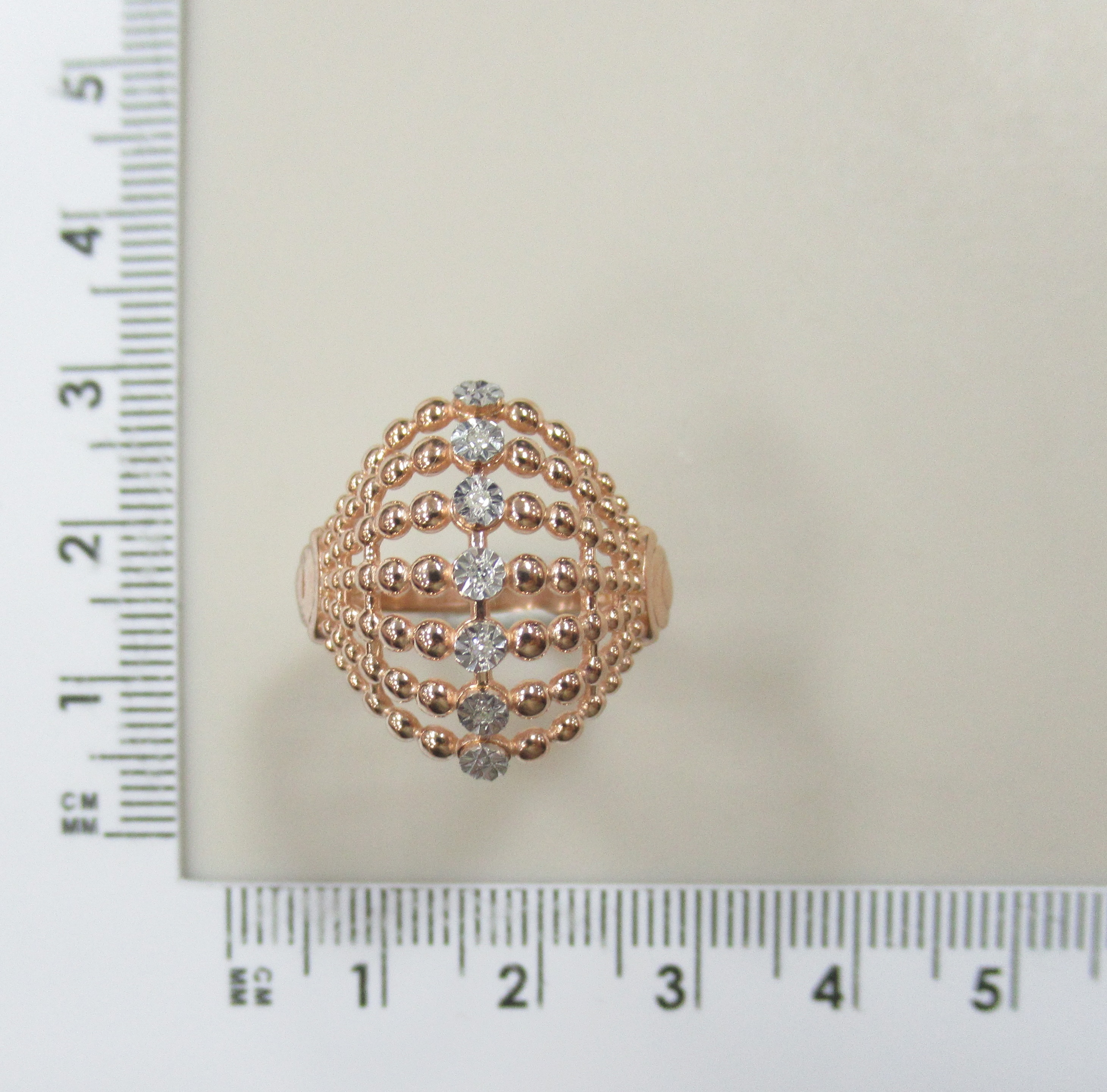 Серебряное кольцо с бриллиантами